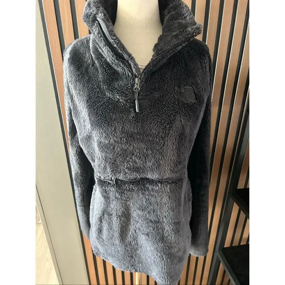 The North Face Women's Osito Sport Hybrid 1/4 Zip Pullover M comfy cozy soft gra
